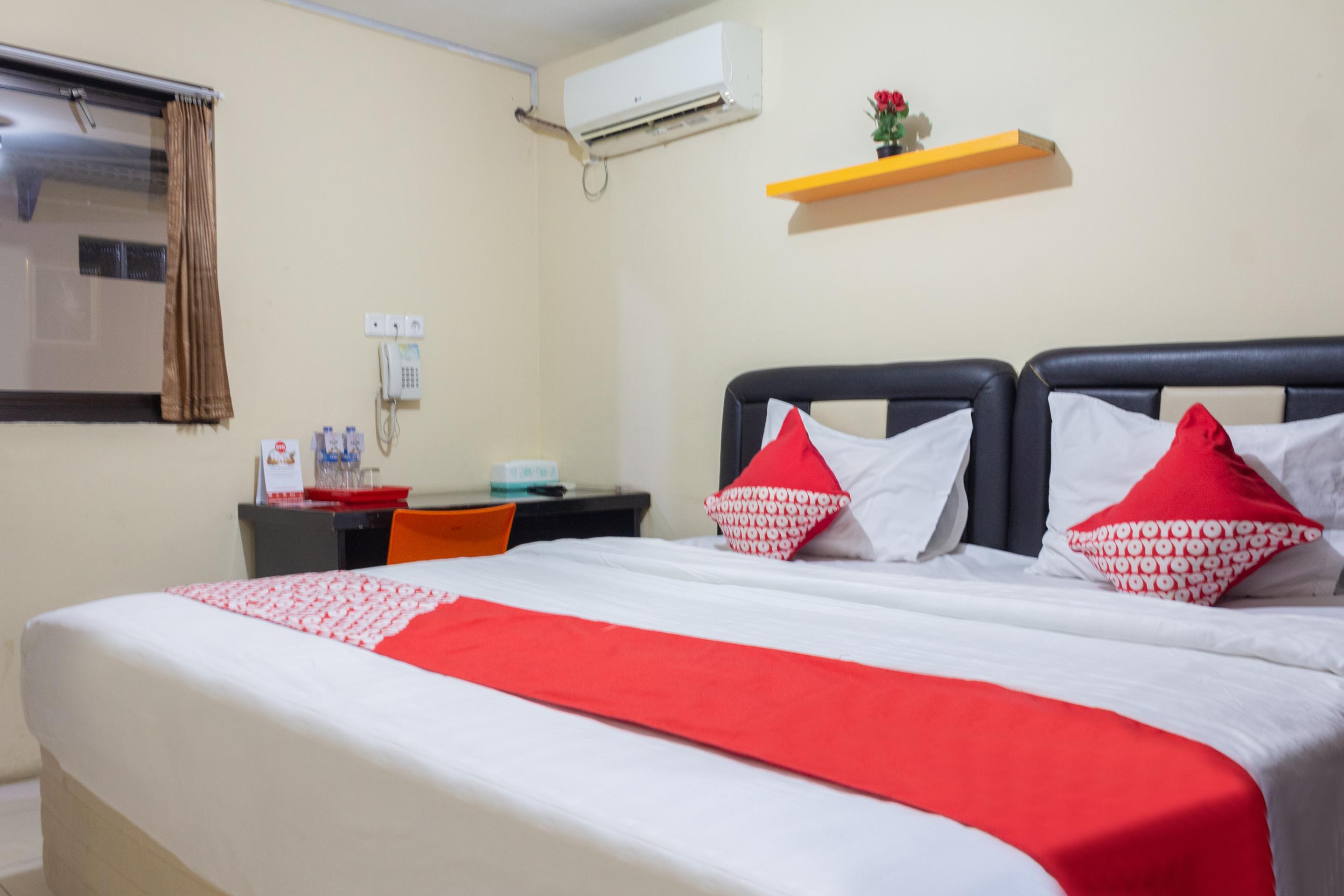 Audah Guesthouse Syariah Redpartner Jakarta Exterior photo